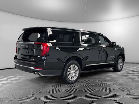 Used 2025 GMC Yukon XL Denali image 8