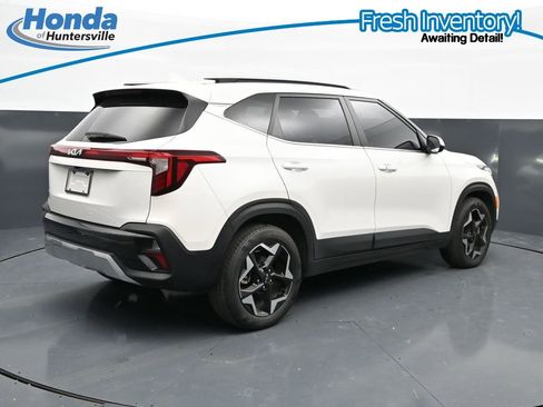 Used 2025 Kia Seltos EX FWD image 10