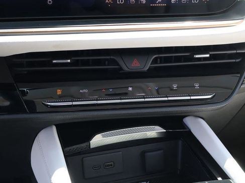 New 2026 Buick Envision Avenir AWD/4WD image 36
