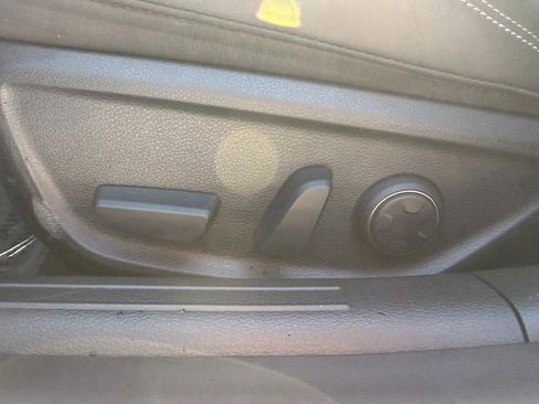 Used 2026 Genesis G70 2.5T Prestige image 18