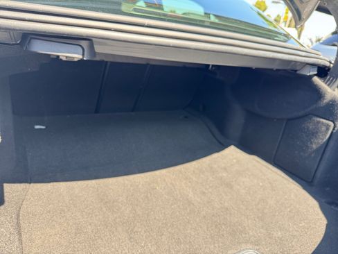 Used 2019 Mercedes-Benz E 300 image 23