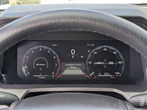 Used 2025 Toyota Tacoma TRD Off-Road AWD/4WD image 36