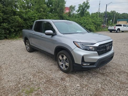 Used 2024 Honda Ridgeline RTL image 2