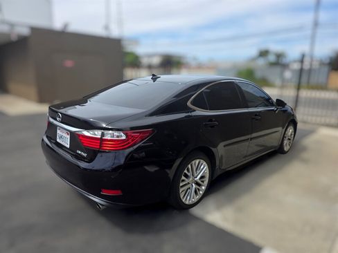 Used 2013 Lexus ES 350 w/ Luxury Pkg FWD image 7