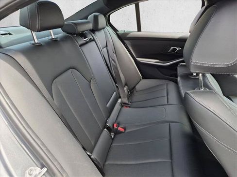 Used 2025 BMW 330i xDrive Sedan w/ Convenience Package AWD/4WD image 21