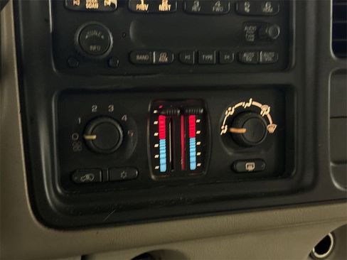 Used 2006 Chevrolet Tahoe LS w/ Smart Select Package image 14