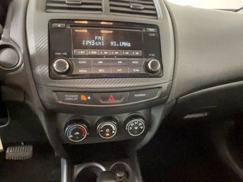 Used 2016 Mitsubishi Outlander Sport ES AWD/4WD image 31