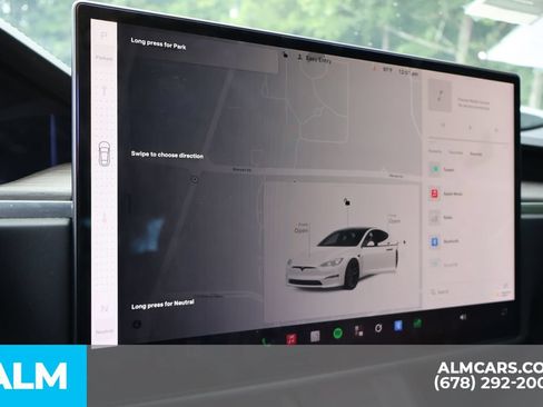 Used 2022 Tesla Model S AWD/4WD image 29