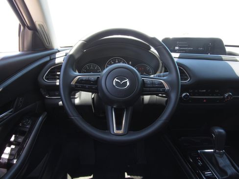 Used 2025 MAZDA CX-30 AWD 2.5 S w/ Preferred Package image 23