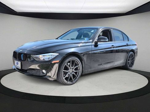 Used 2014 BMW 320i xDrive Sedan AWD/4WD image 4