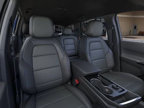 New 2026 Chevrolet Equinox LT w/ Convenience Package II FWD image 16