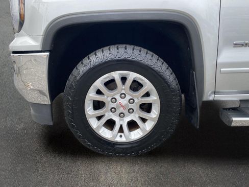 Used 2017 GMC Sierra 1500 SLE w/ SLE Value Package AWD/4WD image 11