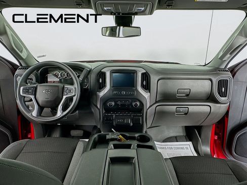 Used 2022 Chevrolet Silverado 1500 Custom Trail Boss w/ Safety Confidence Package AWD/4WD image 12