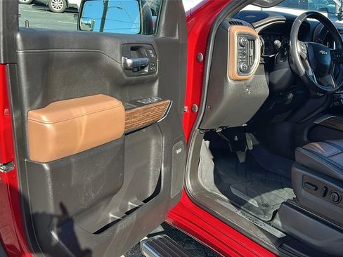 Certified 2021 Chevrolet Silverado 1500 High Country w/ Technology Package image 11