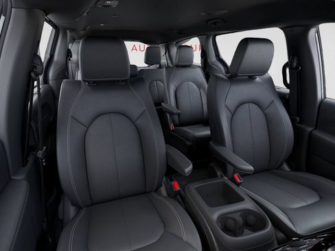 New 2026 Chrysler Pacifica Select FWD image 16