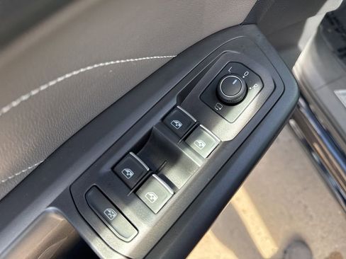 Certified 2023 Volkswagen Atlas SEL Premium image 12