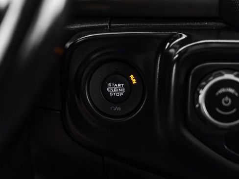 Used 2020 Jeep Wrangler Unlimited Sport S AWD/4WD image 19