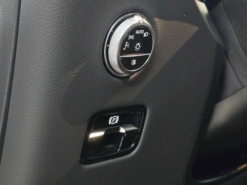 Certified 2024 Mercedes-Benz GLC 300 4MATIC image 25