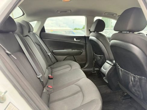 Used 2018 Kia Optima LX FWD image 31