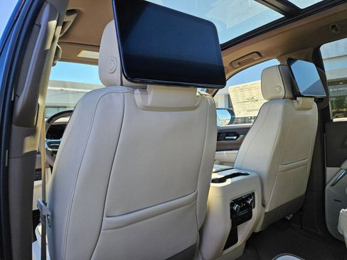New 2026 GMC Yukon Denali image 26