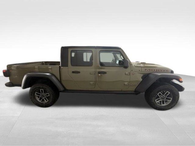 Used 2026 Jeep Gladiator Mojave AWD/4WD image 6