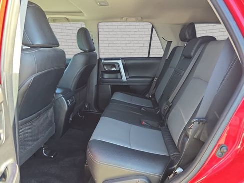 Used 2022 Toyota 4Runner SR5 Premium w/ Moonroof Package AWD/4WD image 14