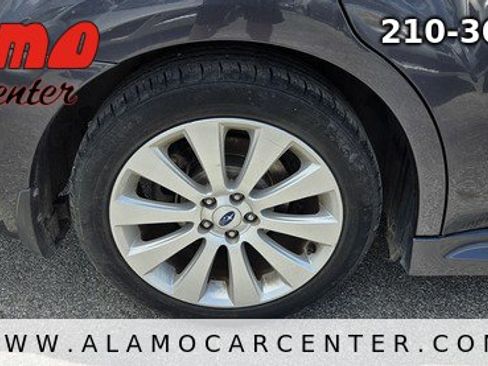 Used 2012 Subaru Legacy 2.5i Limited w/ Illumination Pkg 2 AWD/4WD image 12