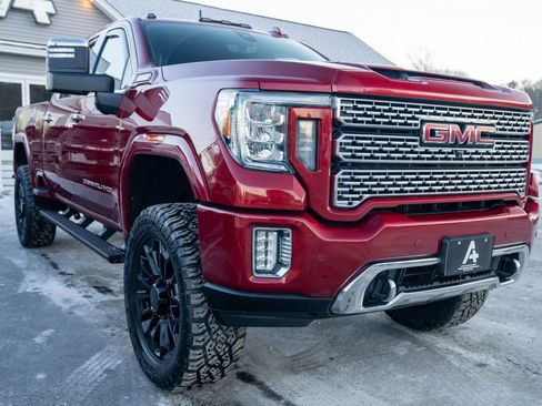 Used 2020 GMC Sierra 2500 Denali w/ Denali Ultimate Package image 9