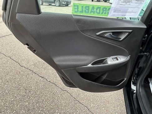 Used 2018 Chevrolet Malibu LS FWD image 13
