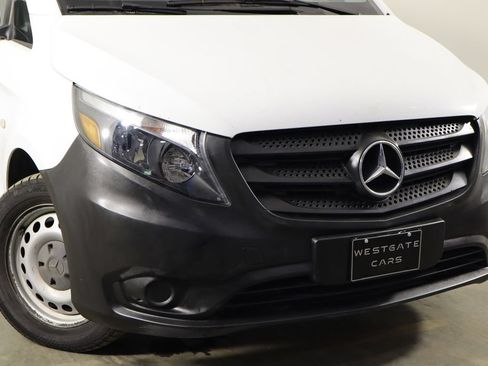 Used 2018 Mercedes-Benz Metris image 31