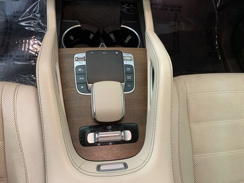 Used 2020 Mercedes-Benz GLS 450 4MATIC image 31