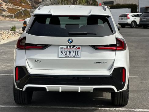 Used 2025 BMW X1 xDrive28i w/ M Sport Package image 8
