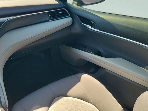 Certified 2023 Toyota Camry LE image 17