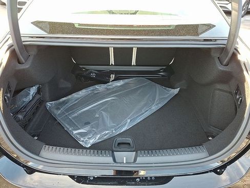 Used 2026 Mercedes-Benz E 350 4MATIC Sedan image 23