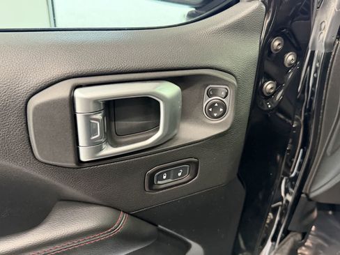 Used 2020 Jeep Wrangler Unlimited Rubicon AWD/4WD image 12