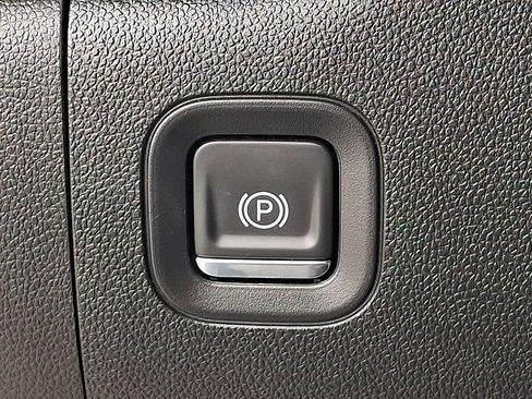 Used 2021 Chevrolet Silverado 2500 LTZ w/ LTZ Premium Package AWD/4WD image 23