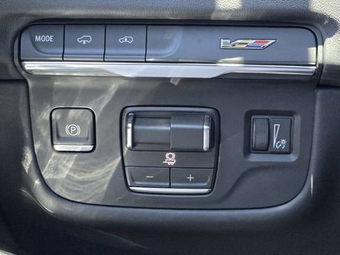 Used 2026 Cadillac Escalade V w/ LPO, Floor Liner Package AWD/4WD image 22