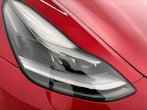 Used 2023 Tesla Model 3 Standard Range image 27