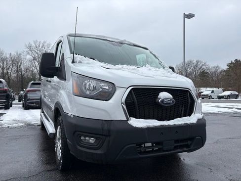 Used 2024 Ford Transit 250 Low Roof w/ Exterior Upgrade Package image 14