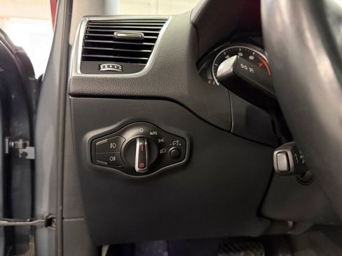 Used 2016 Audi Q5 2.0T Premium Plus w/ Technology Package image 38