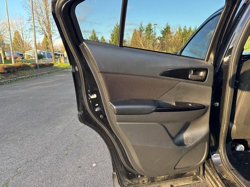 Used 2022 Mitsubishi Eclipse Cross LE image 20