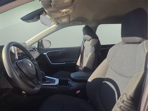 Certified 2025 Toyota RAV4 LE image 19