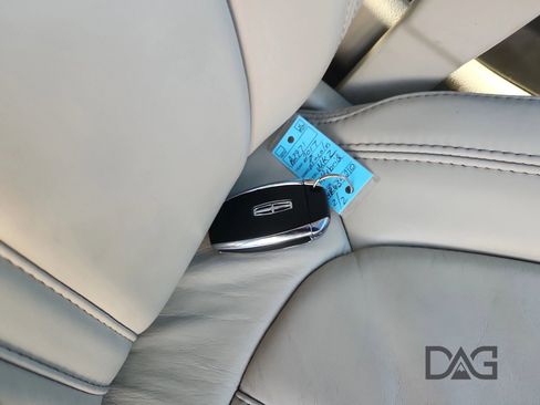 Used 2017 Lincoln MKZ Select w/ Select Plus Package image 24