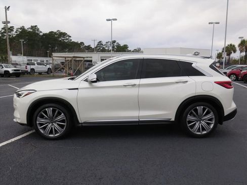 Used 2021 INFINITI QX50 Sensory w/ Accent Package image 6