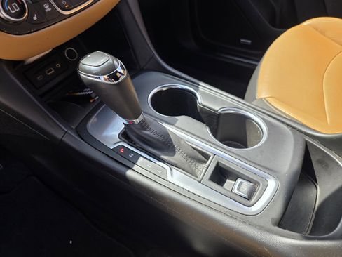 Used 2019 Chevrolet Equinox Premier FWD image 20
