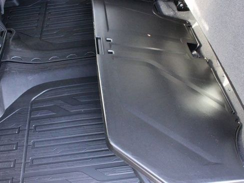 New 2026 GMC Sierra 1500 SLE w/ Preferred Package image 22