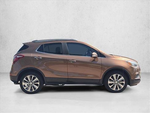 Used 2017 Buick Encore Preferred FWD image 4