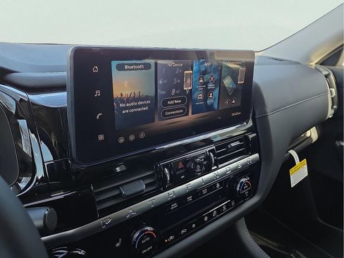 New 2026 Nissan Pathfinder SL image 16