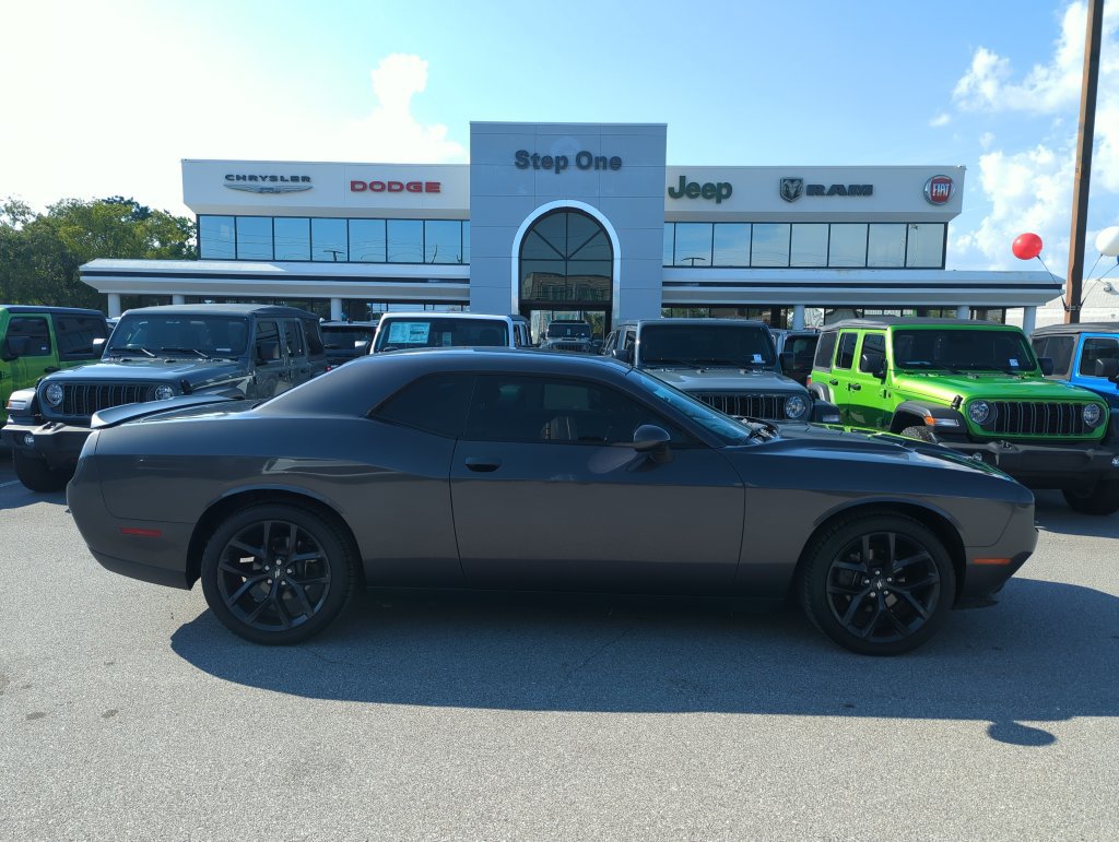 Used 2021 Dodge Challenger SXT w/ Blacktop Package RWD image 7