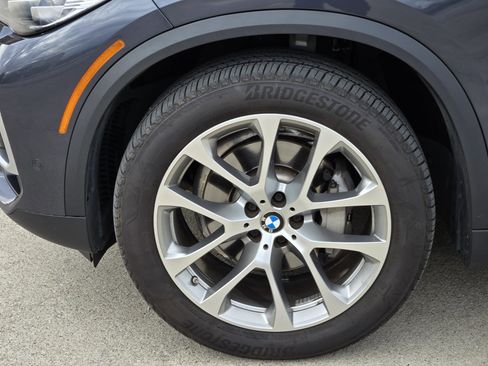 Used 2021 BMW X5 xDrive40i w/ Premium Package 2 image 16